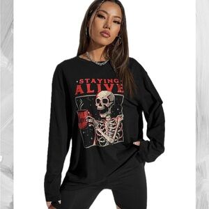 Eduely Skull & Letter Graphic Drop Shoulder Tee